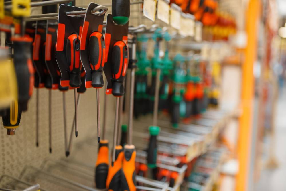 Quincaillerie outils